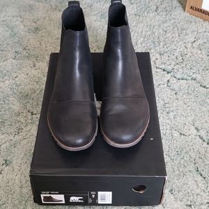 Sorel Chelsea Boots sz 9